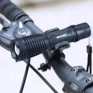 2 in 1 Bike Light Flashlight XML T6 LED Front Bicycle Lamp Zoomable Cycling Torch 7 Modes Light  18650 Battery Charger  Mount