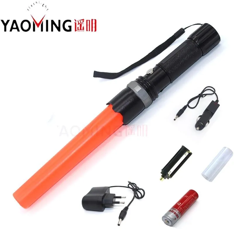 2000LM CREE Q5 zoomable torch cree led tactical flashlight traffic wand police equipment police lanterna   18650 battery charger