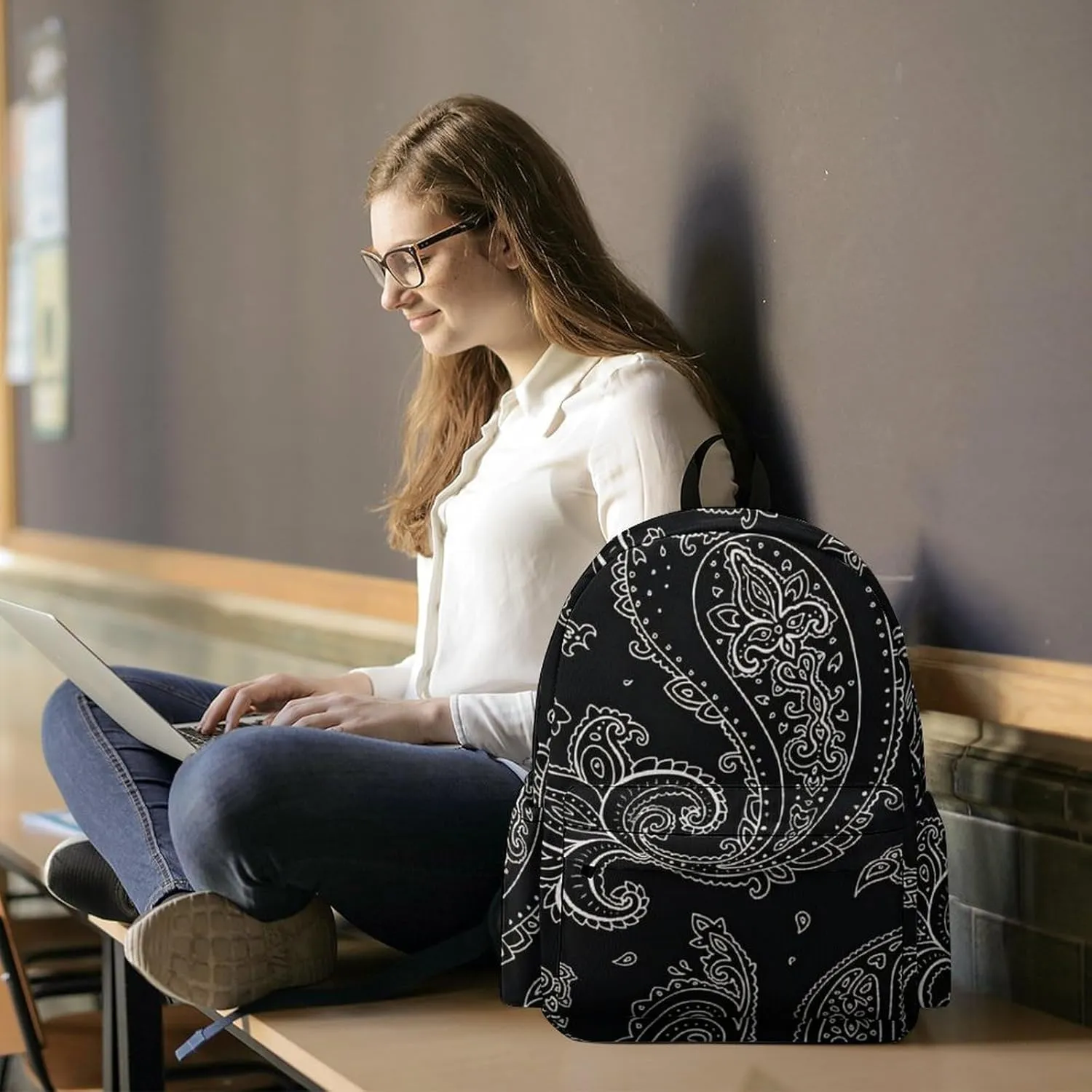 Black Paisley Pattern Classic And Stylish Large Capacity Portable Half Print Backpack
