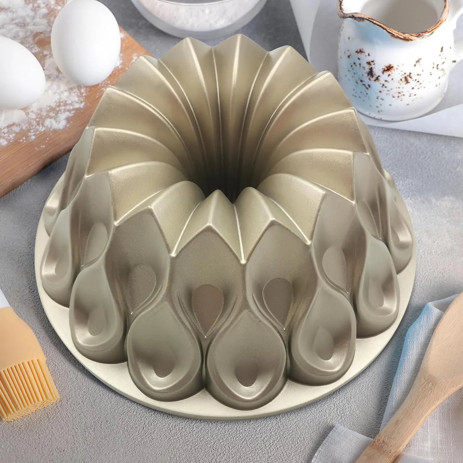 Charlotte Cake Mold Aluminium Kitchen Accessories Decoration Round Christmas Wedding Family 3D Charlotte Cake Pan (Crown shape)