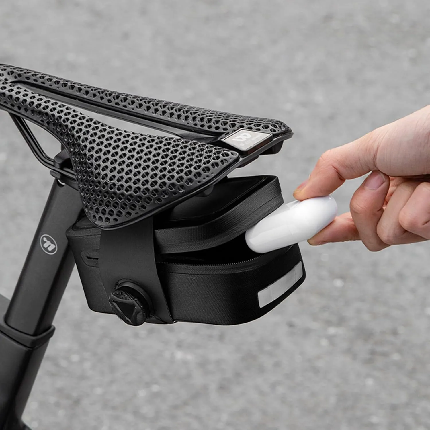 Cycle Saddle Tool Bag - Riding Gear Organizer, Under Seat Pouch | Lightweight bcycle Repair Kit Carrier for Foldable Mountain Bikes, Outdoor Cycling Tool Storage for Trail and Roadside Assistance