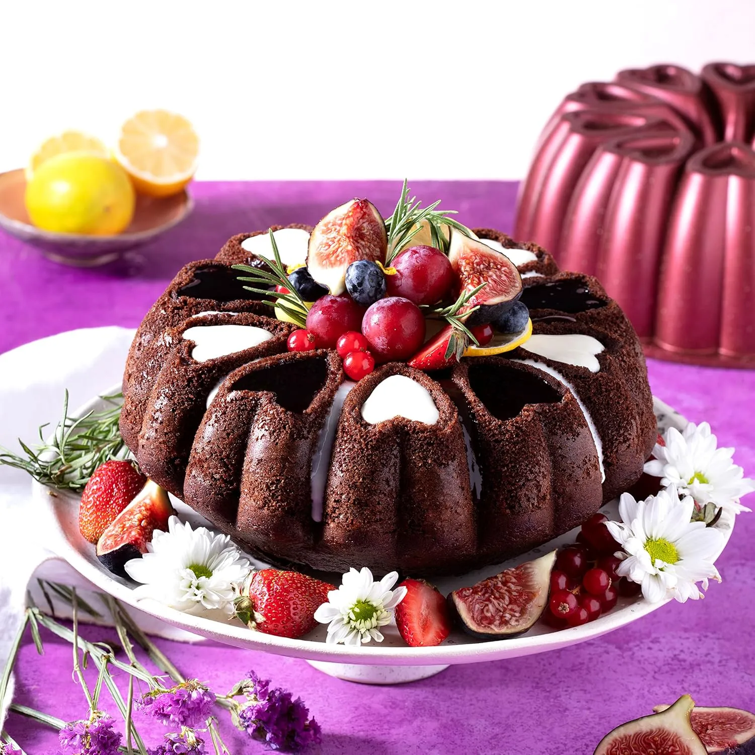 Heart Shape Aluminum Cake Pan, Titanium Coating, Non-Stick, 12 Cups, Heavy Duty, Gifts for Mom, Bundt Cake Pan, 10 Inch Baking Mold, Cast Aluminum Fluted Tube Pan, Easy to Clean (Red)