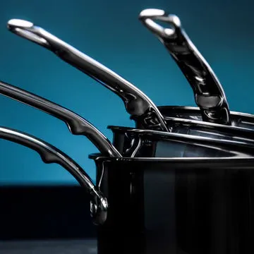 Hestan NanoBond Titanium Saucepan