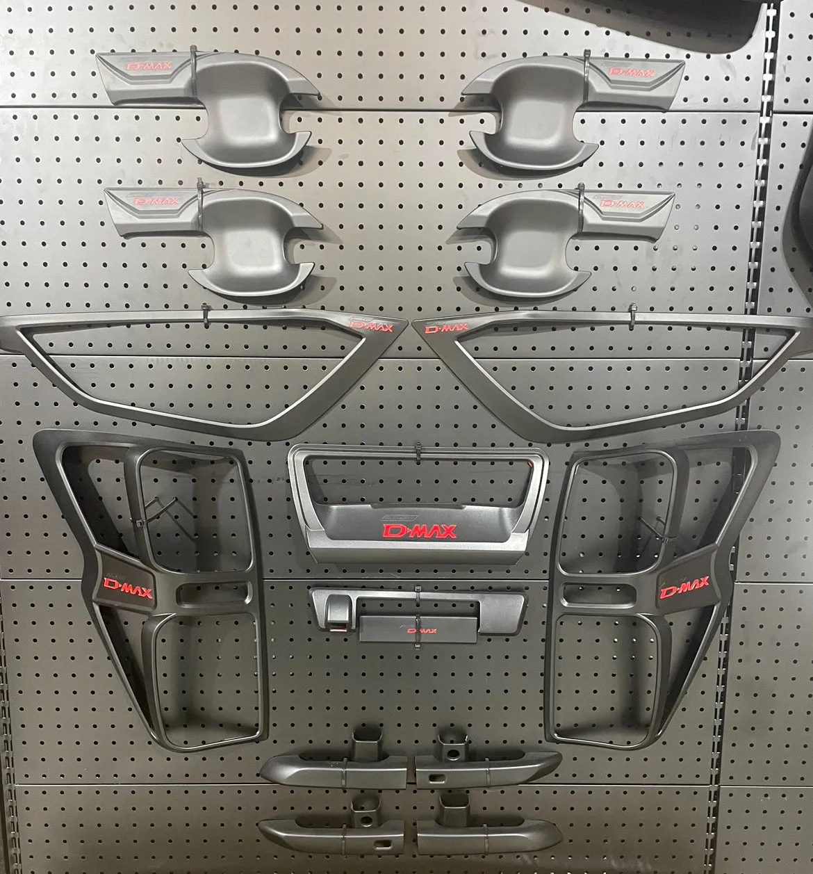 ISUZU D-MAX COMPLETE BLACK OUT TRIM KIT 2020 
