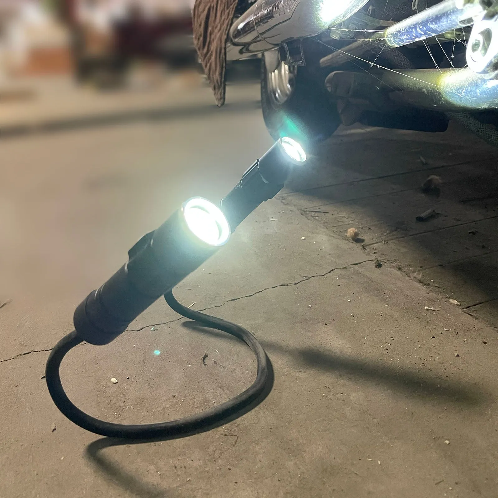 LitezAll Rechargeable 500 Lumen Bendable Neck Light
