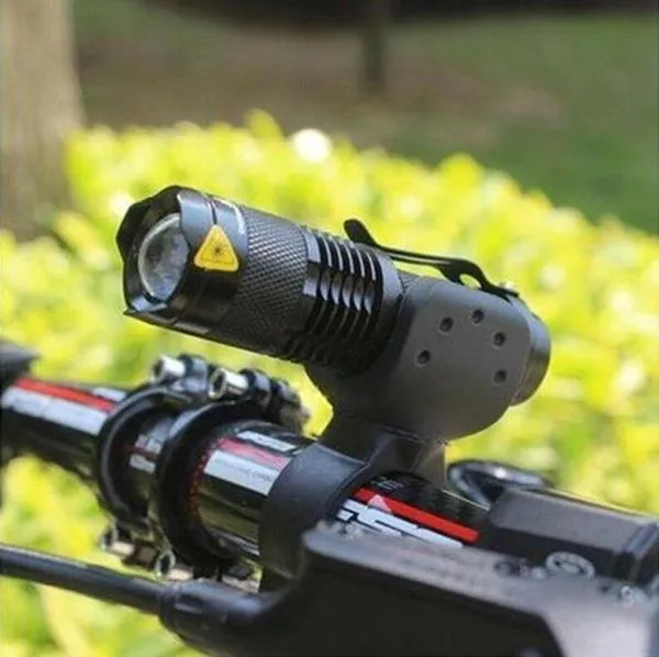 Mini UltraFire CREE Q5 Zoomable LED Flashlight