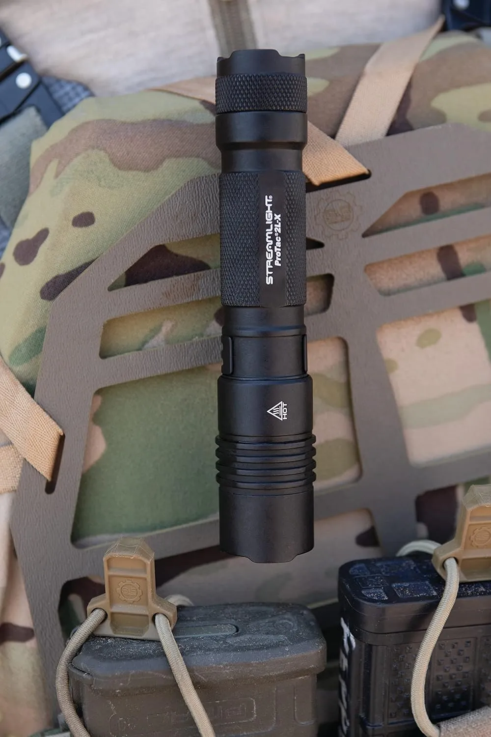 Streamlight 88062 ProTac 2L-X 500-Lumen EDC High Performance Multi-Fuel Tactical Flashlight, Includes CR123A Batteries, Holster, and Clip, Clear Retail Packaging, Black