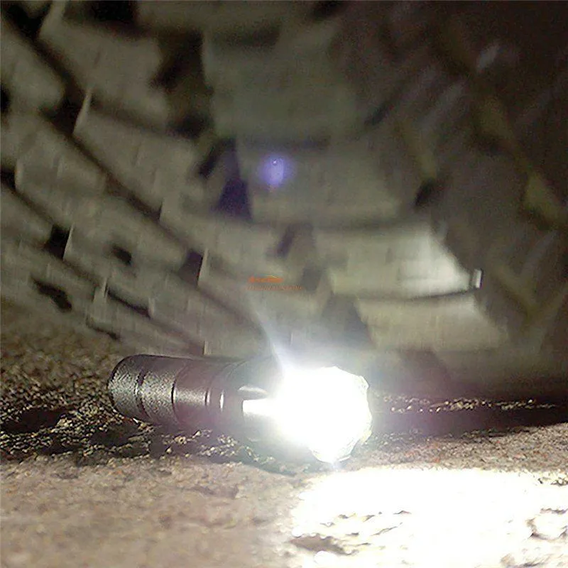 Ultra Bright Aluminum Tactical Flashlight (RECHARGEABLE)