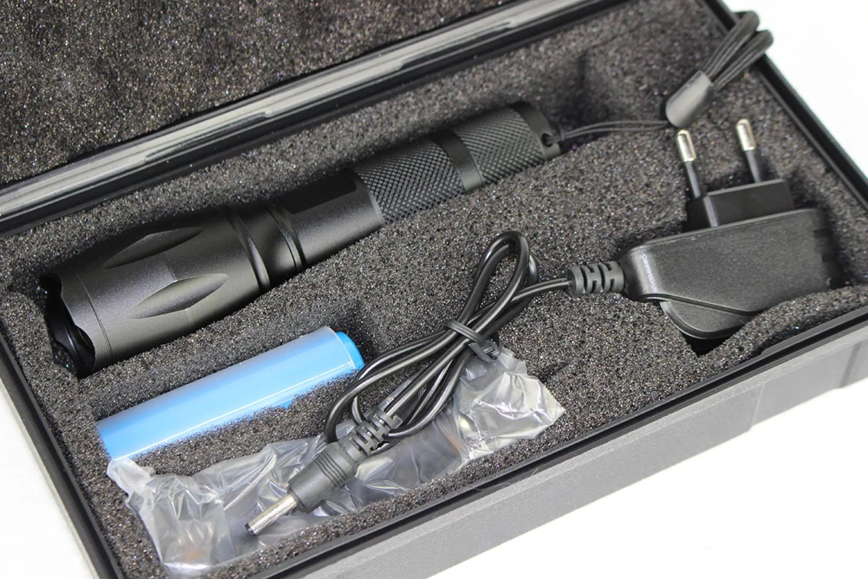 UV flashlight 395 nm LED