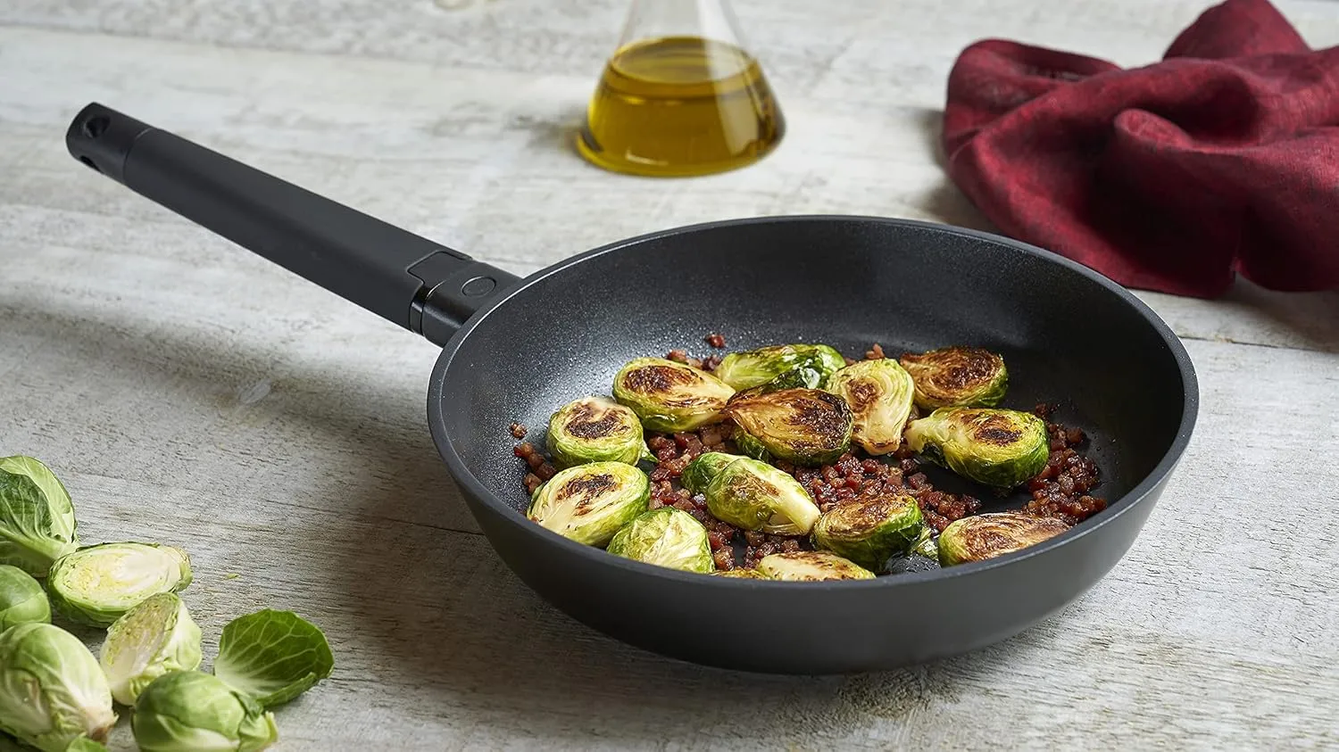 ZAVOR Noir 8 & 10 Inch Skillet Set - Premium Cast Aluminum with Titanium-based Nonstick Ceramic Coating & Removable Handles - Ultra Lightweight - Oven & Induction Ready | Noir Collection